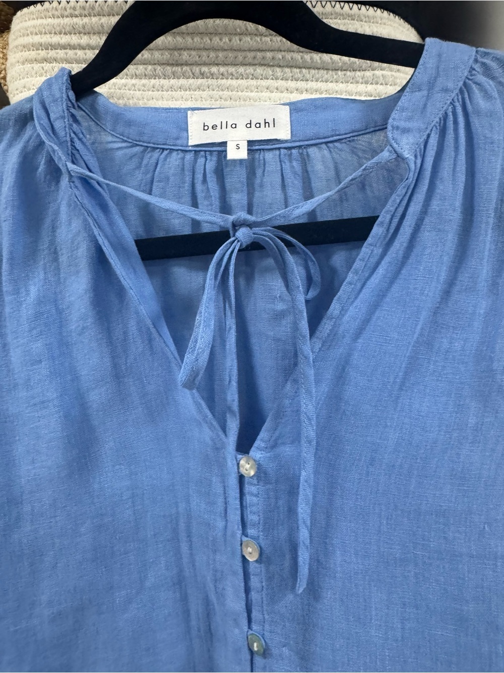 🌿 Bella Dahl 100% Linen Blouse | Size Small | Sky Blue 🌿 - Picture 5 of 8